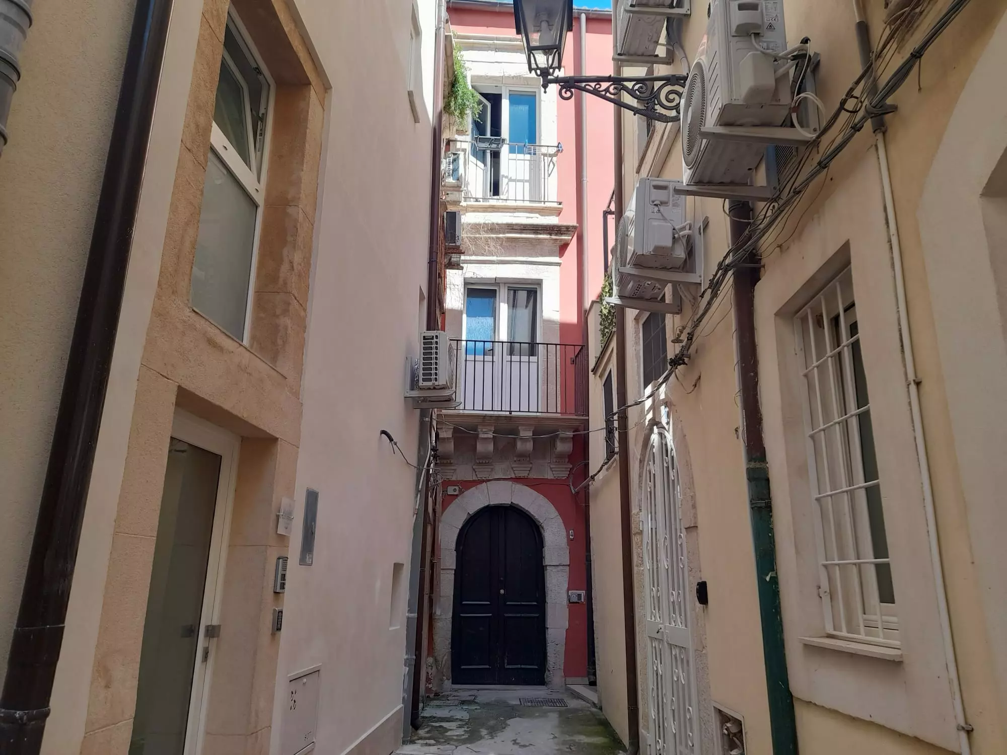 Apartment Of 78 M² With Balcony And Parking In Cutali