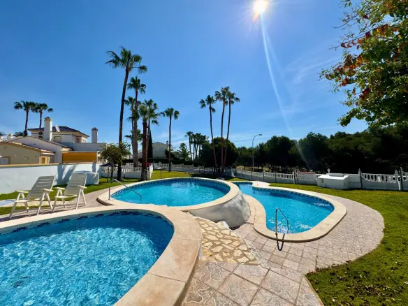 Bungalow Of 65 M² In Orihuela Costa