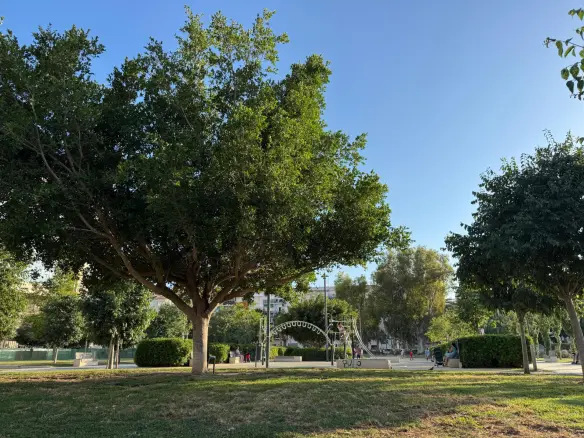 4-bedroom Flat In Alicante, Spain (69 M²)