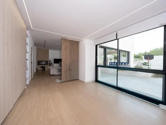 3-bedroom Villa In Castalla, Spain (258 M²)