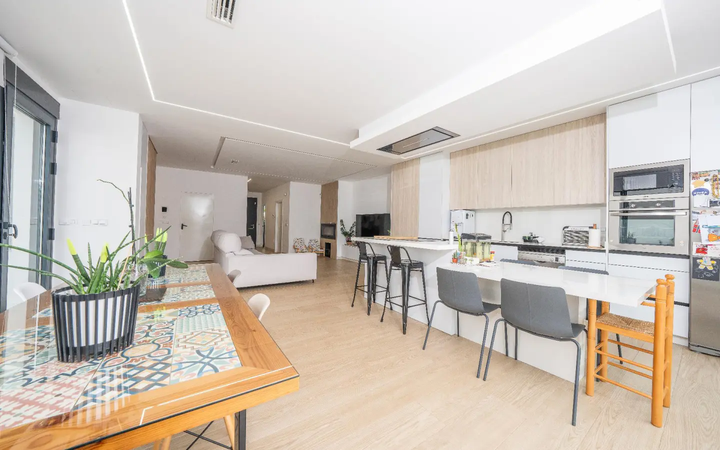 3-bedroom Villa In Castalla, Spain (258 M²)
