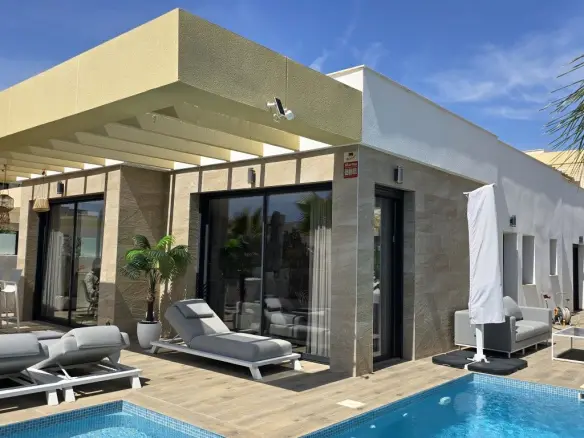 Villa Of 151 M² In Los Montesinos, Spain