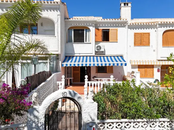 House Of 81 M² In Orihuela Costa, Spain