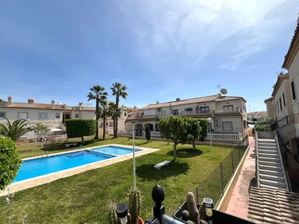 Bungalow Of 55 M² In Torrevieja, Spain