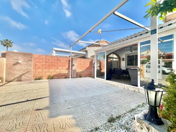 Villa Of 51 M² In Orihuela Costa, Spain