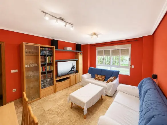 Ground Floor Of 97 M² In Alicante, Spain