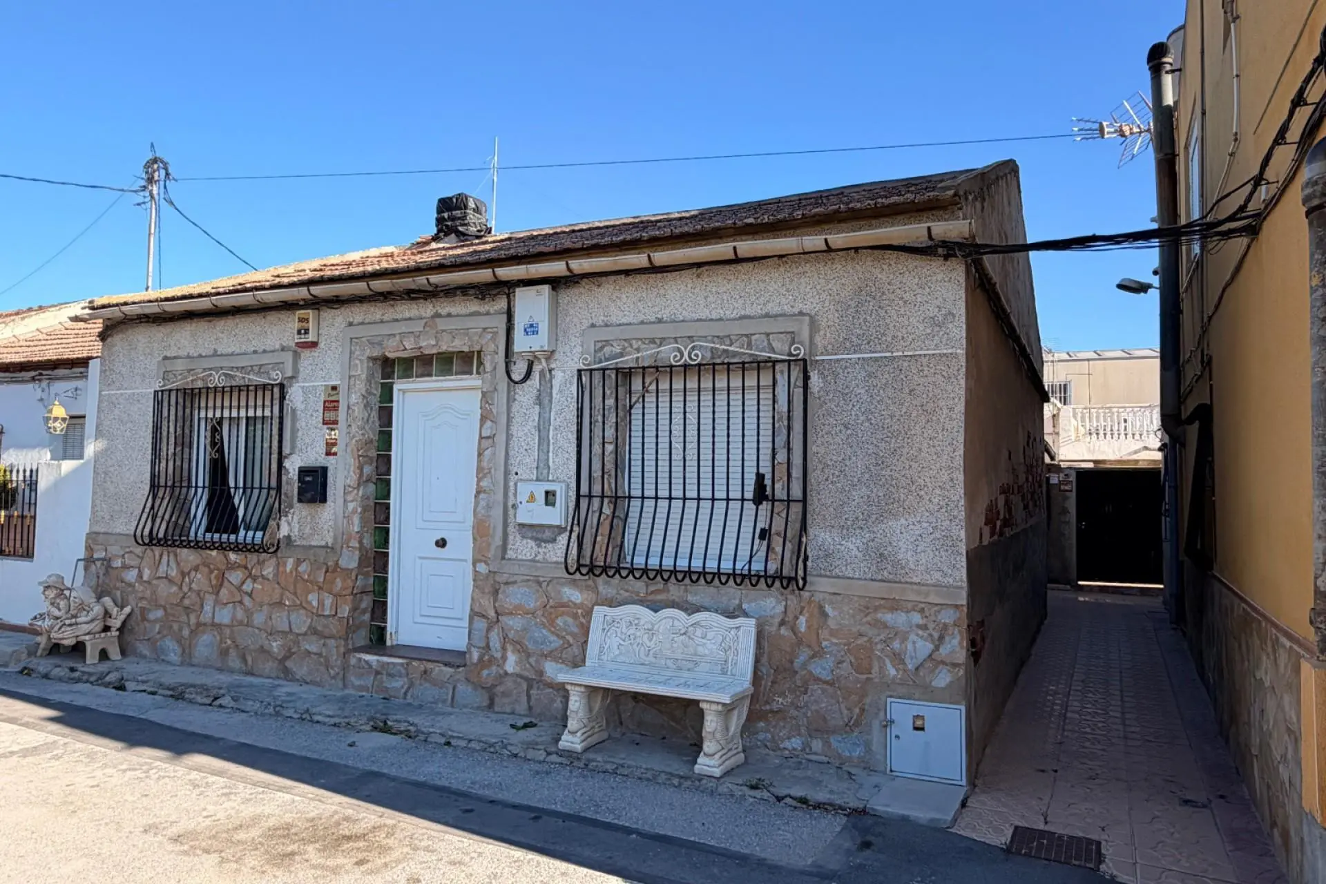 House Of 338 M² In Orihuela, Spain