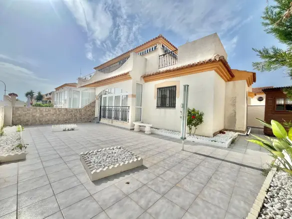 Apartment Of 73 M² In Orihuela Costa, Spain
