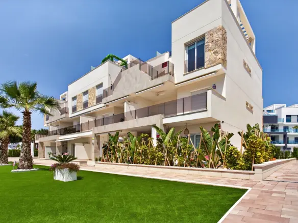 Apartment Of 87 M² In Guardamar Del Segura, Spain