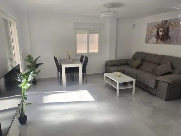 Apartment Of 108 M² In Torrevieja, Spain