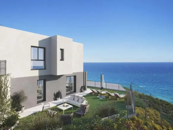 Terraced House Of 111 M² In Vélez – Málaga, Spain