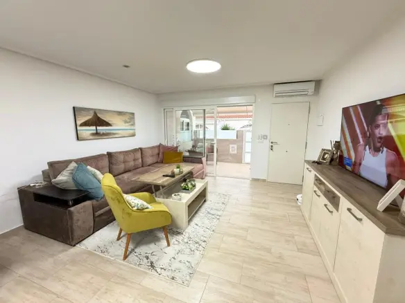 House Of 100 M² With Sea View In Torrevieja, Spain