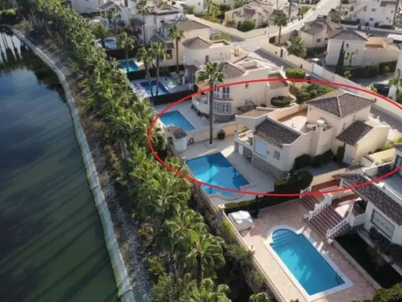 Villa Of 132 M² With Sea View In Orihuela Costa, Spain