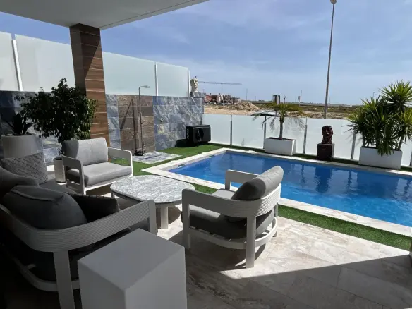 House Of 212 M² In Orihuela, Spain