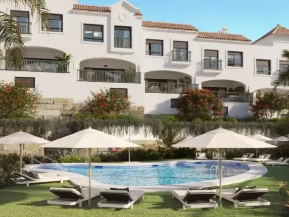 Terraced House Of 246 M² With Sea Views In Estepona, Spain