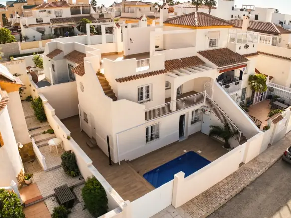 Villa Of 166 M² In Torrevieja, Spain