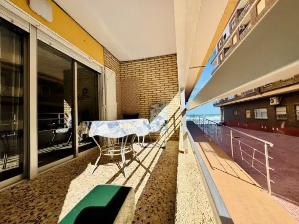 Apartment Of 130 M² In Torrevieja, Spain