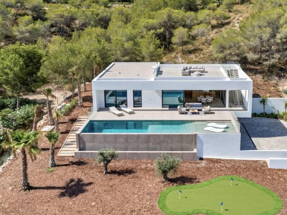 Villa Of 451 M² In Orihuela, Spain