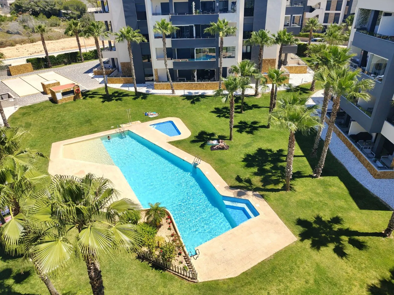 Apartment Of 90 M² In Orihuela Costa, Spain