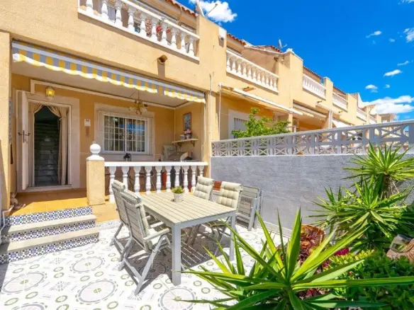 House Of 79 M² In Torrevieja, Spain
