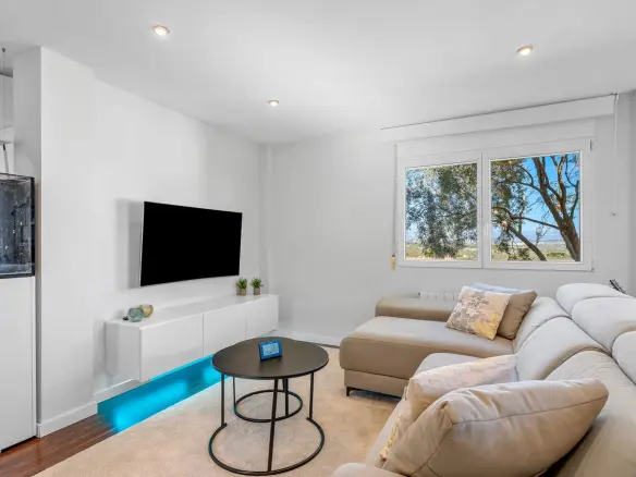 Villa With Mediter Real Estate In San Miguel De Salinas