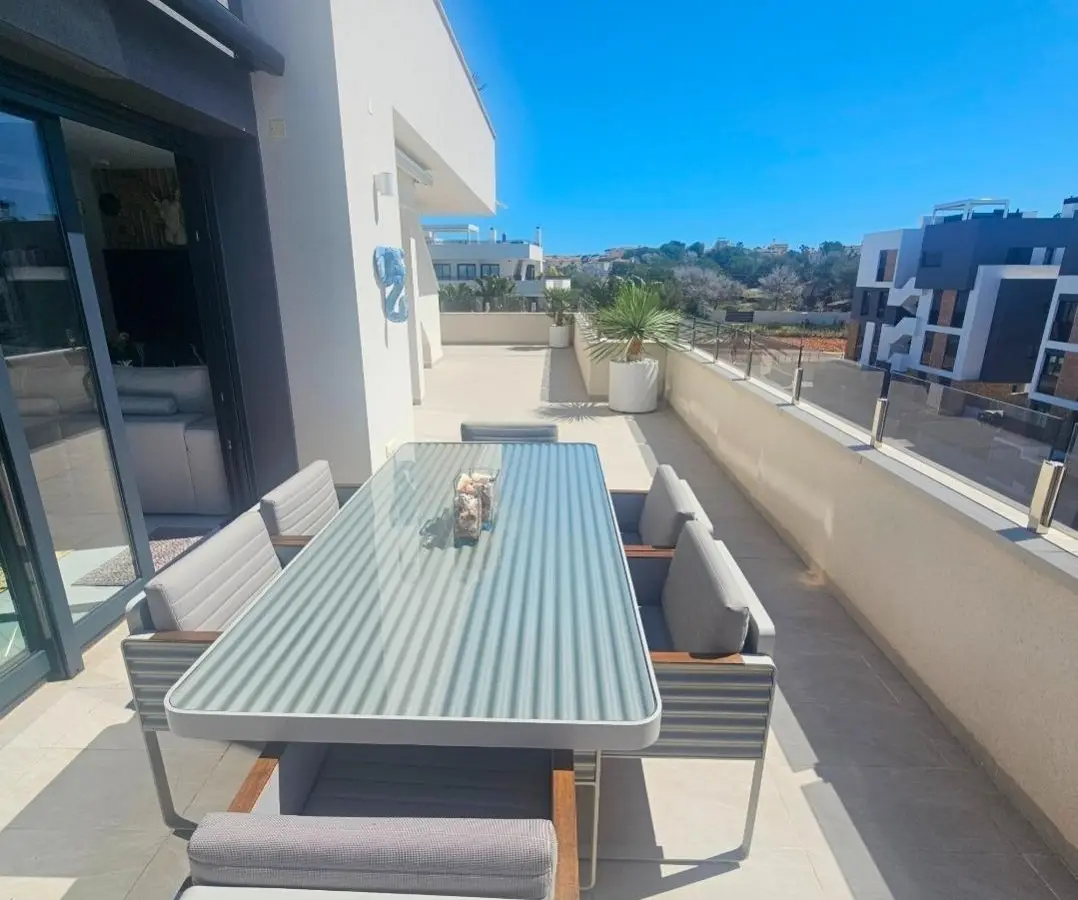 Penthouse Of 270 M² With Sea Views In Orihuela Costa, Spain