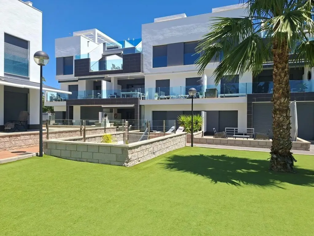 Apartment Of 88 M² In Guardamar Del Segura, Spain