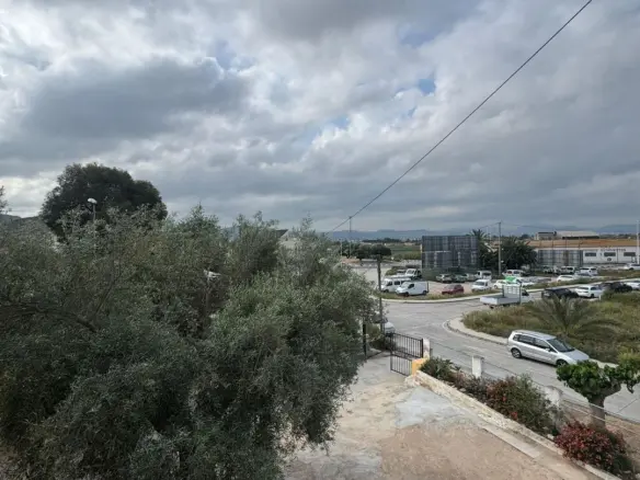 House Of 350 M² In Orihuela, Spain