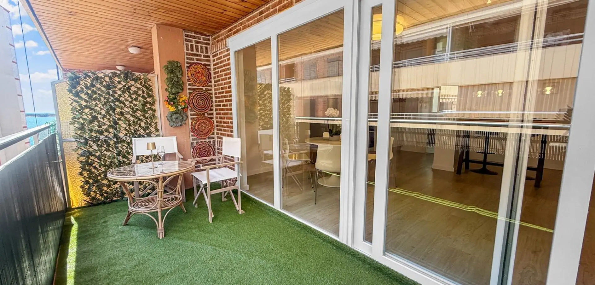 Apartment Of 103 M² In Torrevieja, Spain