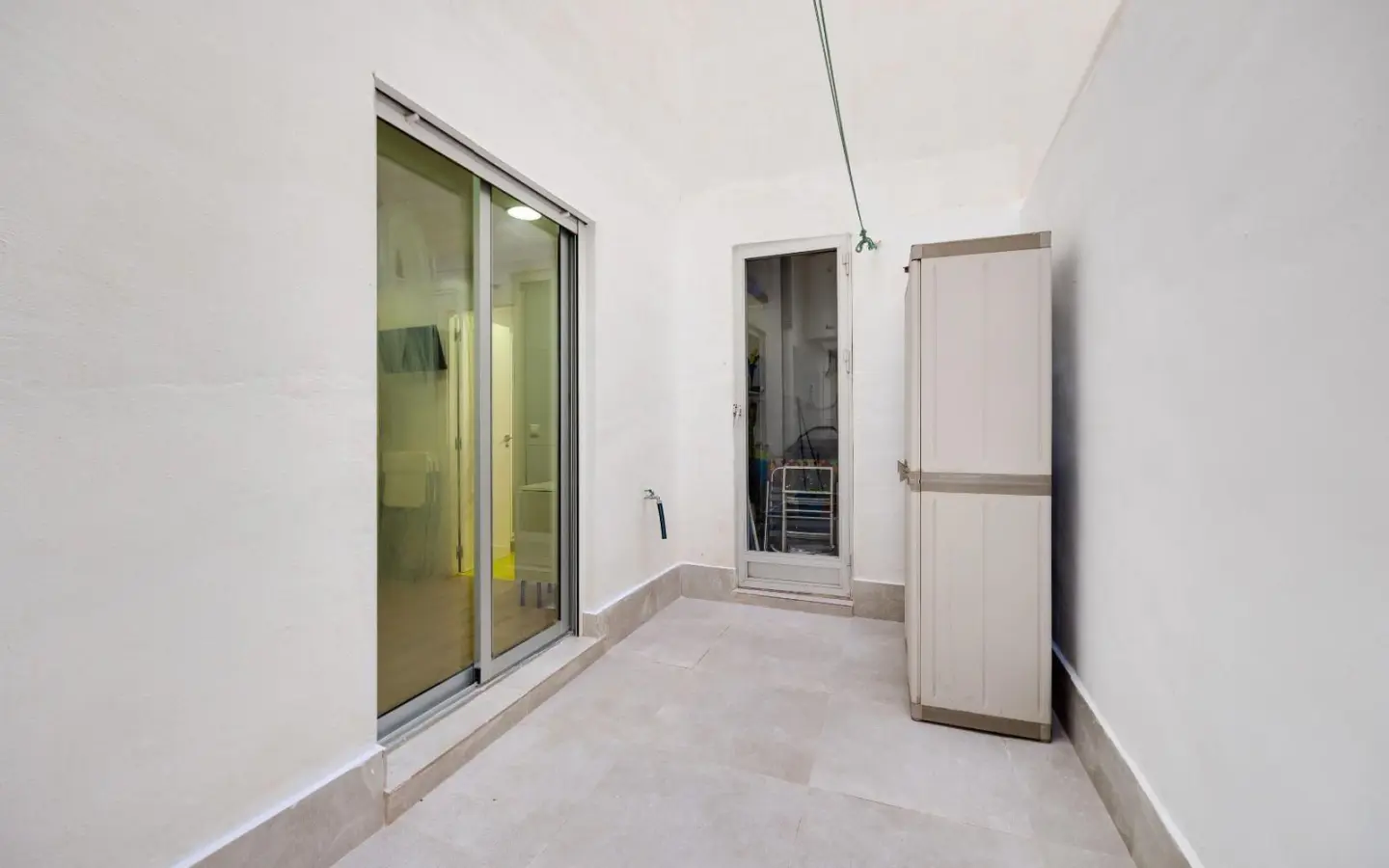 Apartment Of 115 M² With Sea View In Torrevieja, Spain