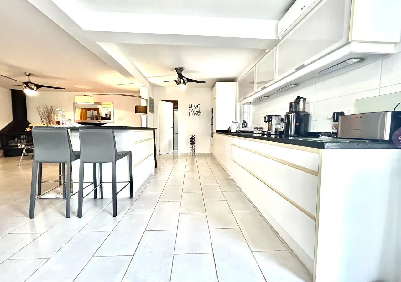 Villa Of 540 M² In Catral, Spain
