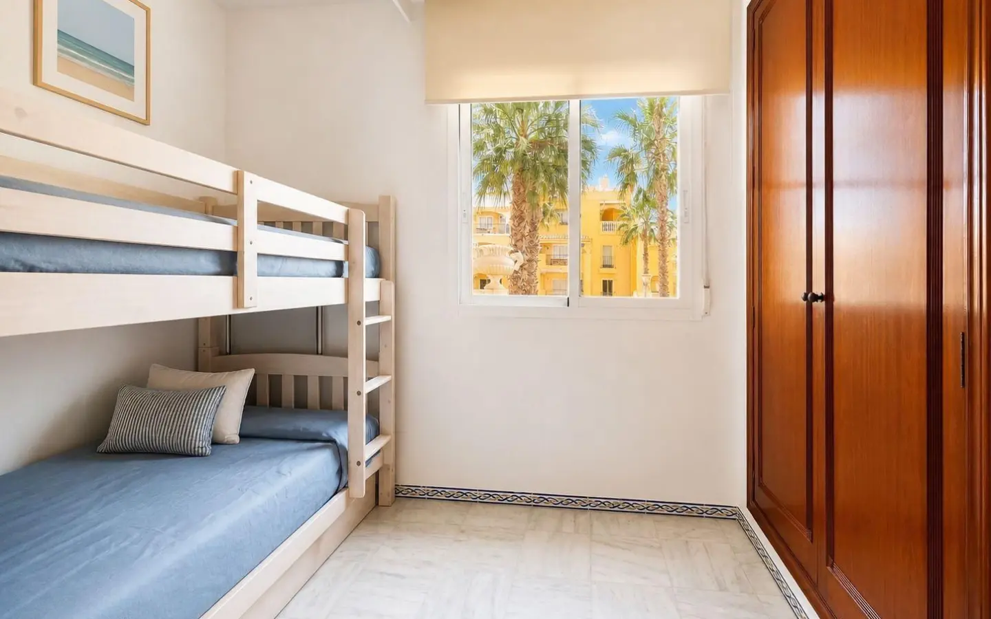 Apartment Of 93 M² In Torrevieja, Spain