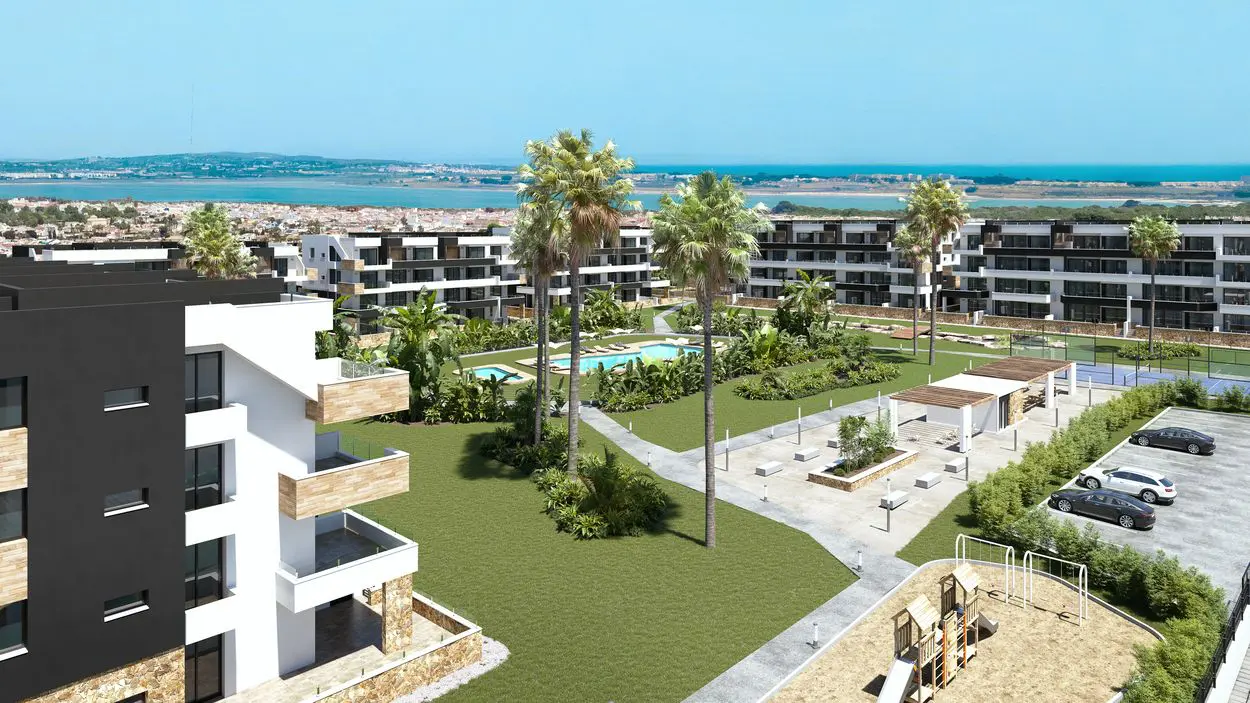 Apartment Of 77 M² In Torrevieja, Spain