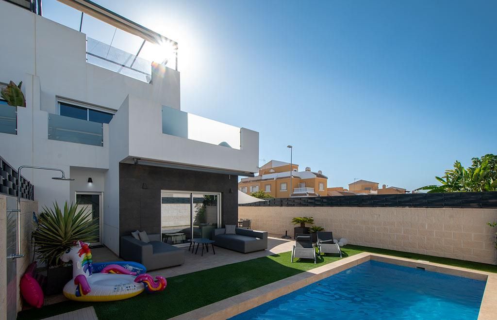 House 110 M² In Almoradi, Spain – Mediter Real Estate