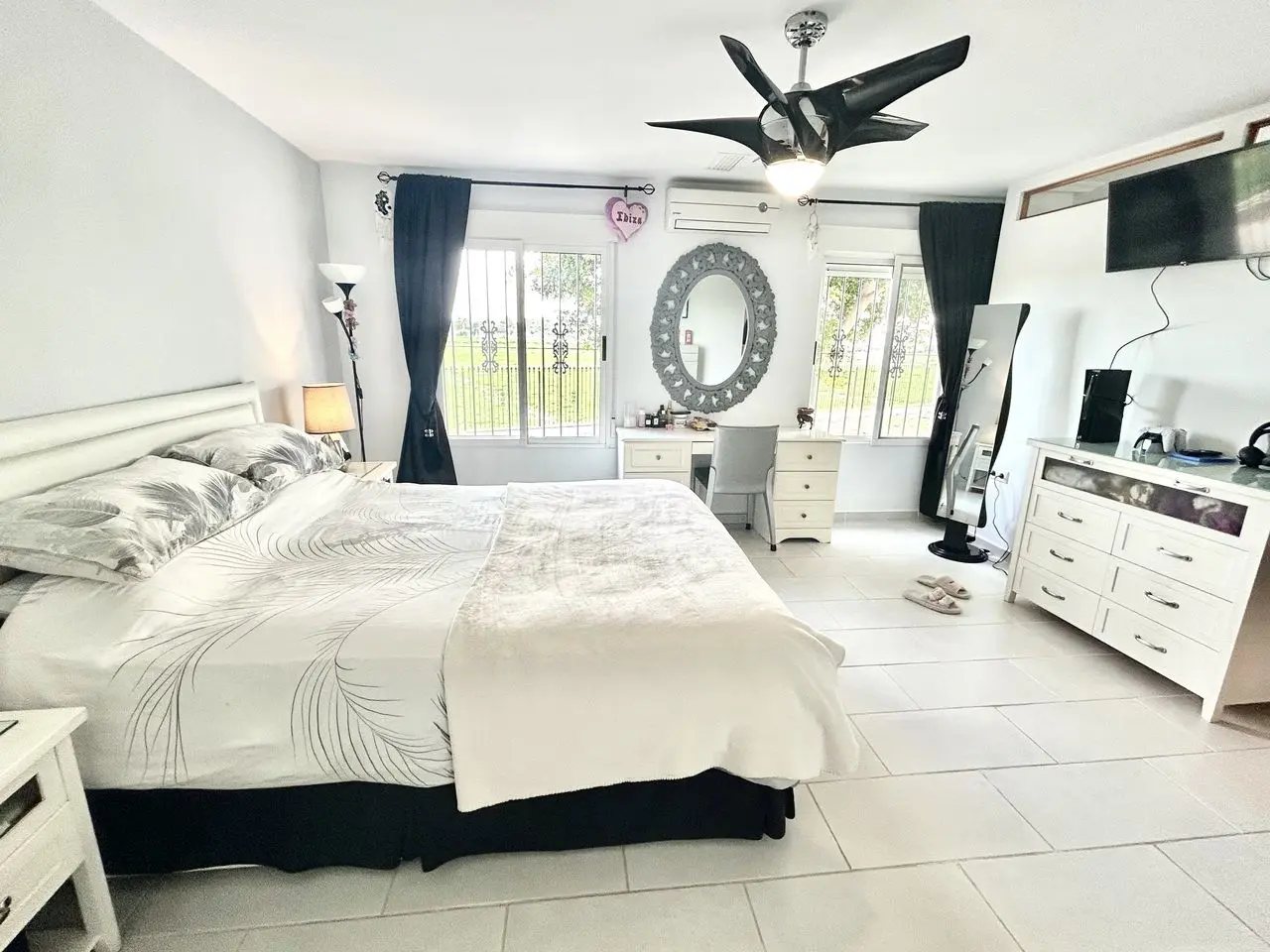 Villa Of 540 M² In Catral, Spain