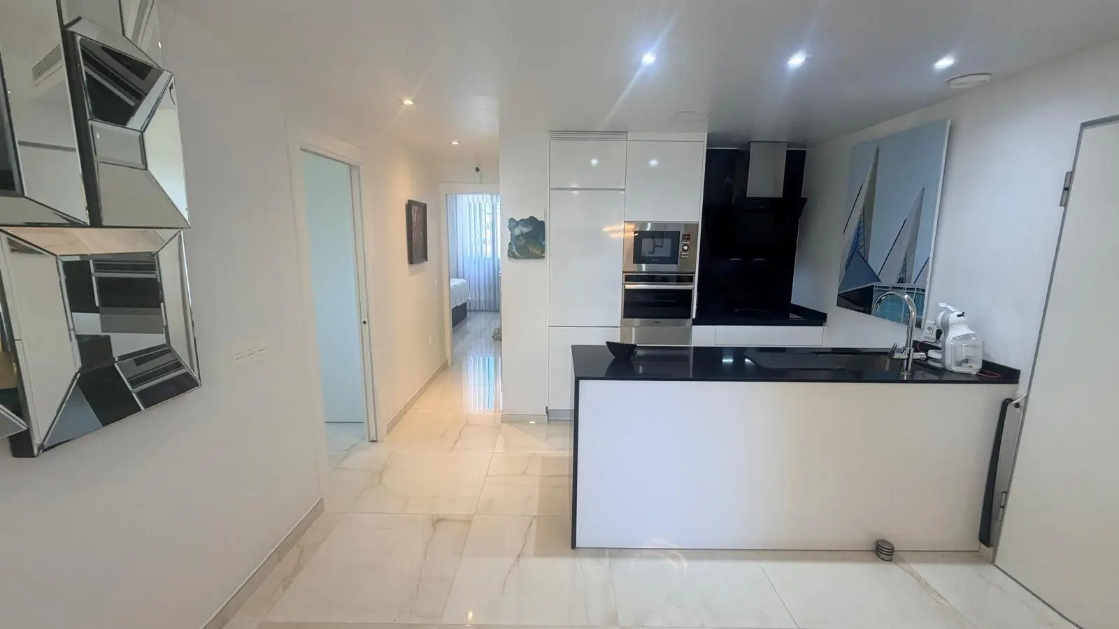 Apartment Of 90 M² In Orihuela Costa, Spain