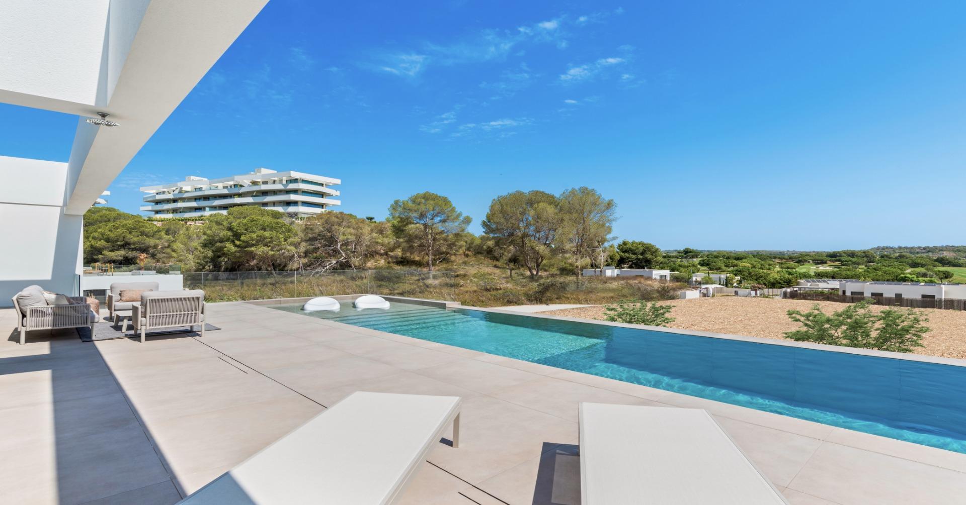 Villa 451 M² In Orihuela, Spain – Mediter Real Estate