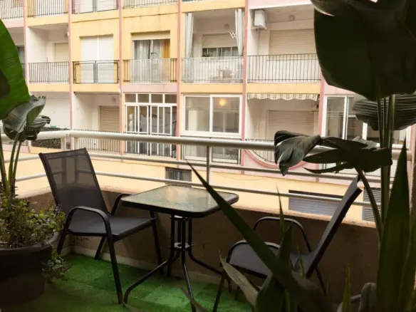 Apartment Of 82 M² With Sea View In Torrevieja, Spain