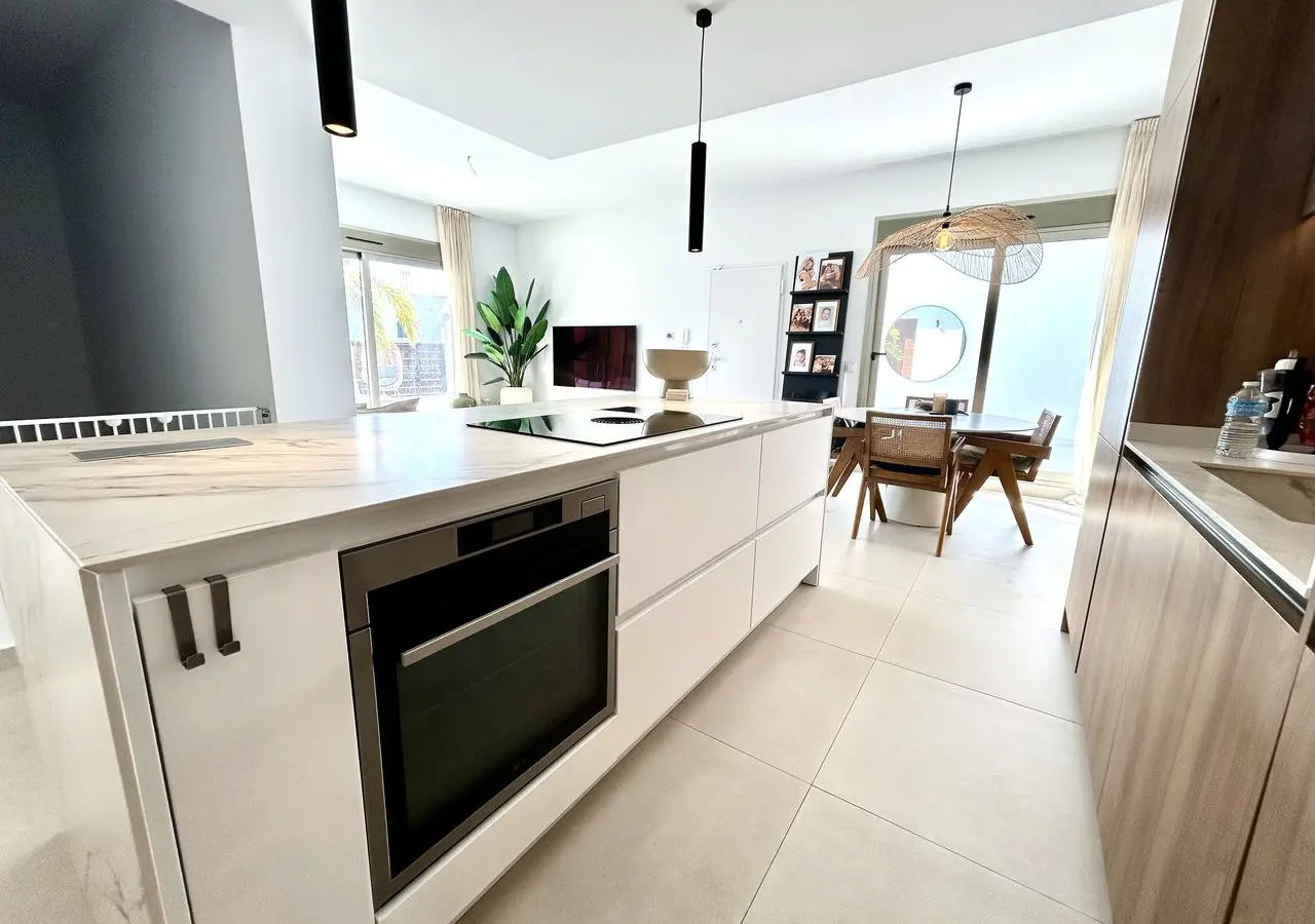 Villa Of 256 M² In San Miguel De Salinas