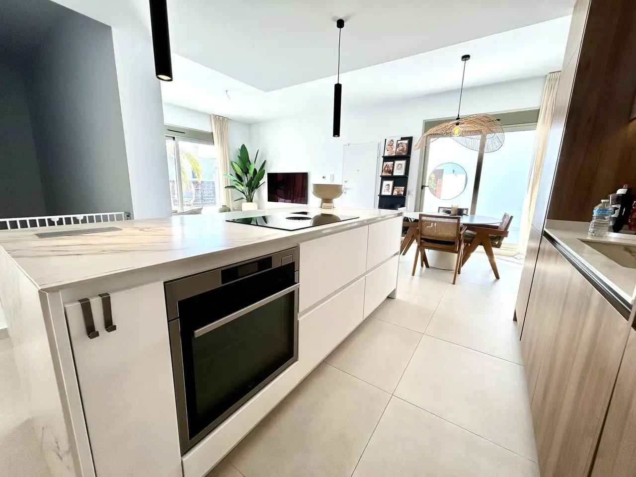 Villa Of 256 M² In San Miguel De Salinas