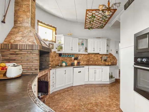Villa Of 480 M² In Rojales, Spain