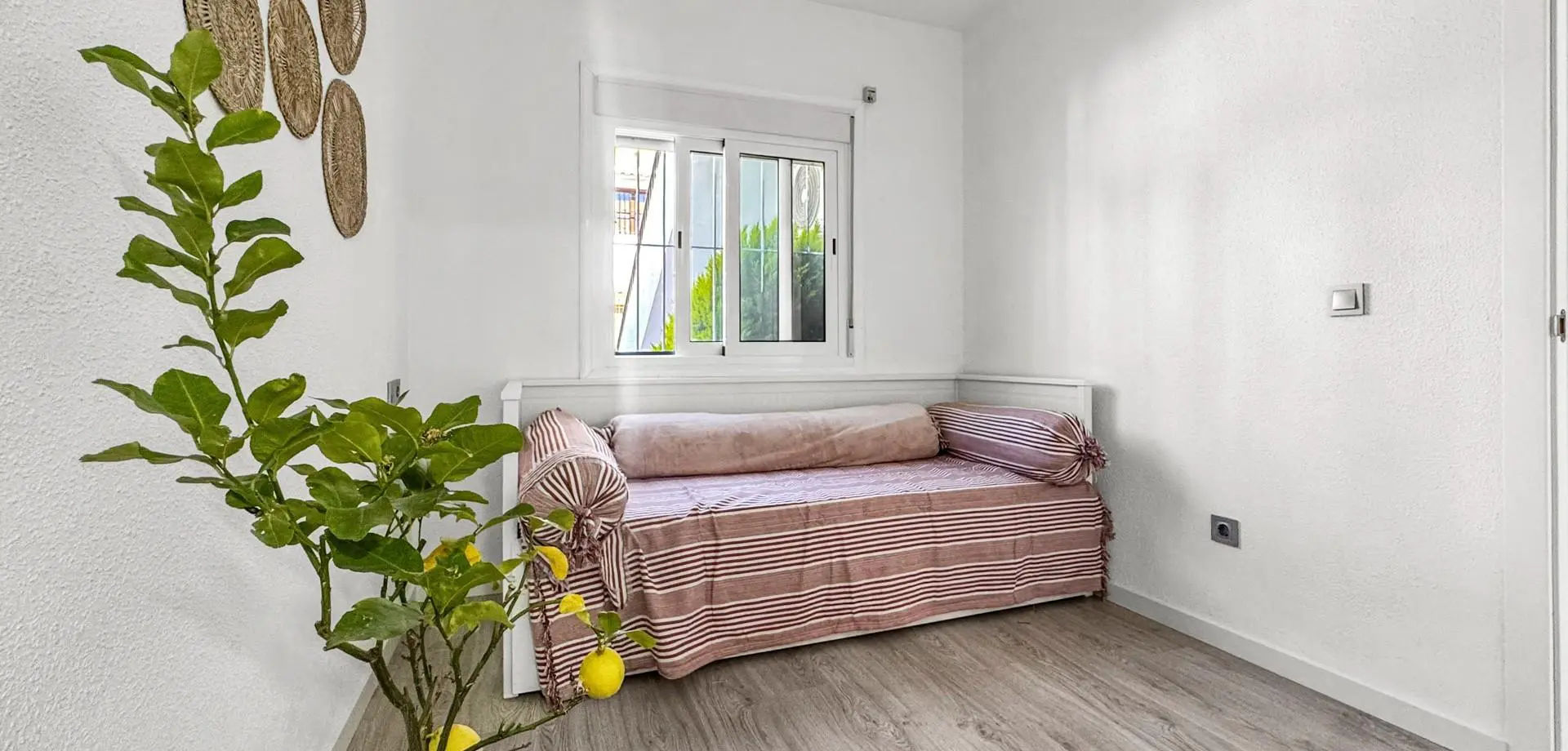 Bungalow Of 31 M² In Torrevieja, Spain