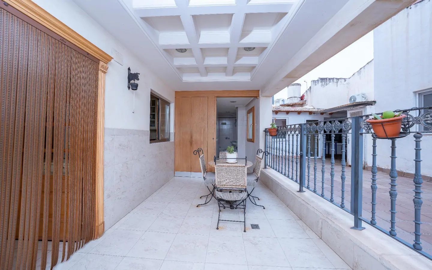 3-bedroom Terraced House In Novelda, Spain (230 M²)