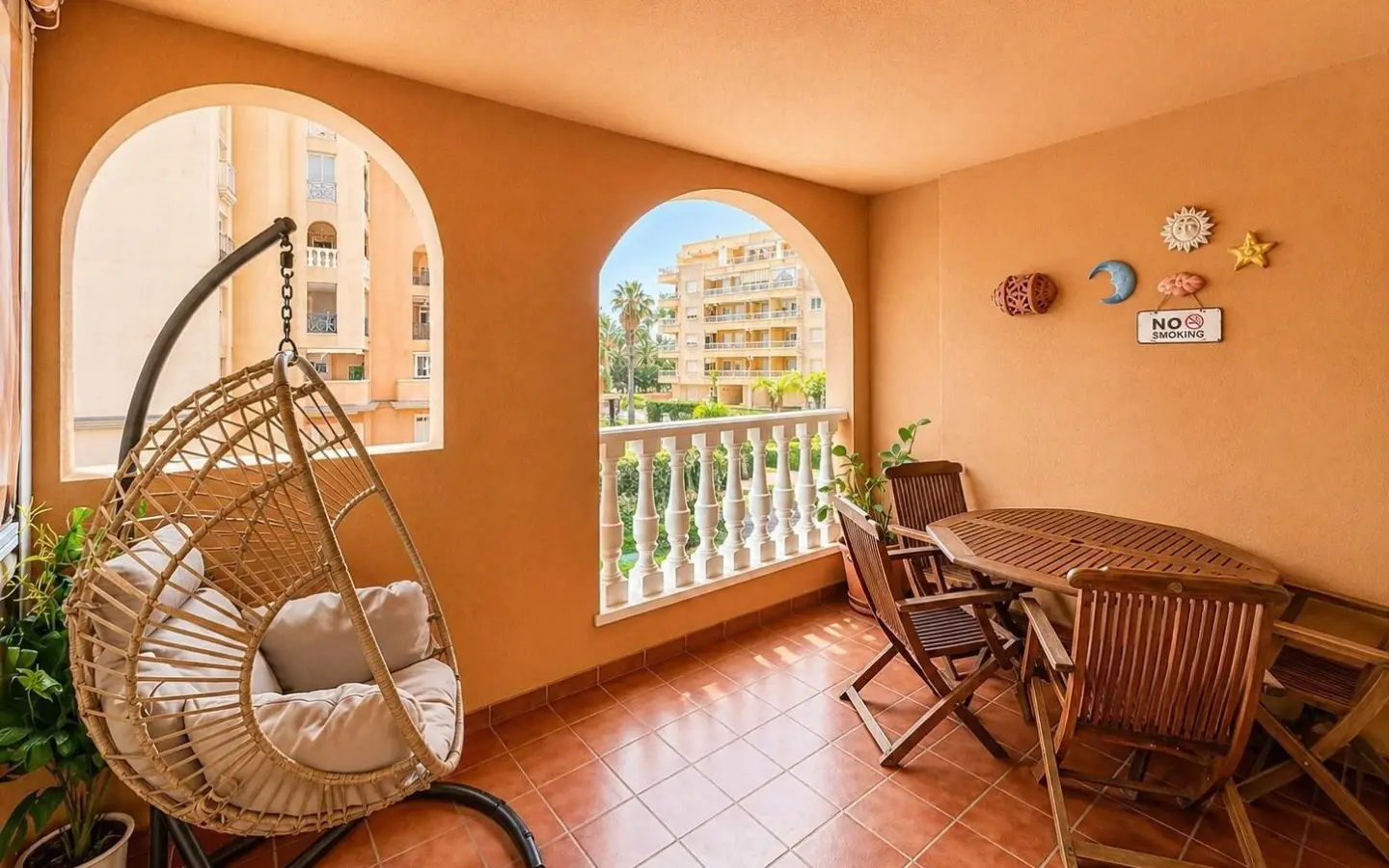 Apartment Of 93 M² In Torrevieja, Spain