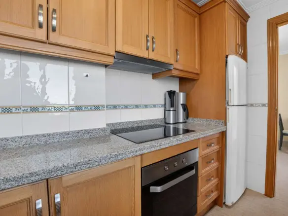 Apartment Of 92 M² In Torrevieja, Spain