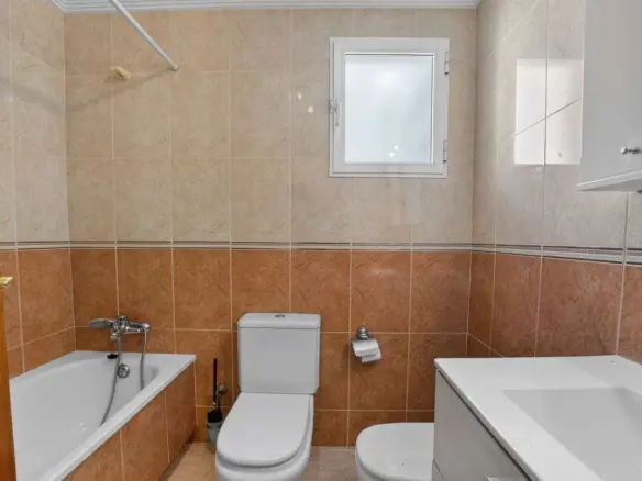 Apartment Of 92 M² In Torrevieja, Spain