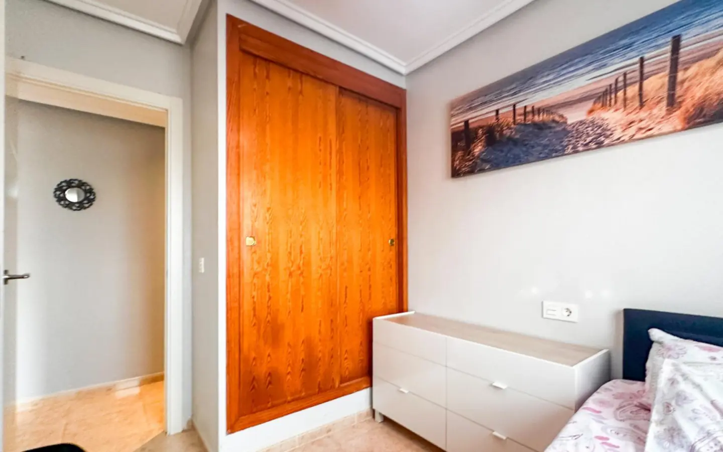Apartment Of 94 M² In Torrevieja, Spain