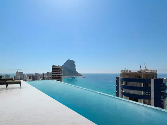2-bedroom Penthouse In Calpe, Spain (98 M²)