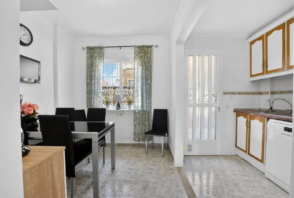 House Of 79 M² In Torrevieja, Spain