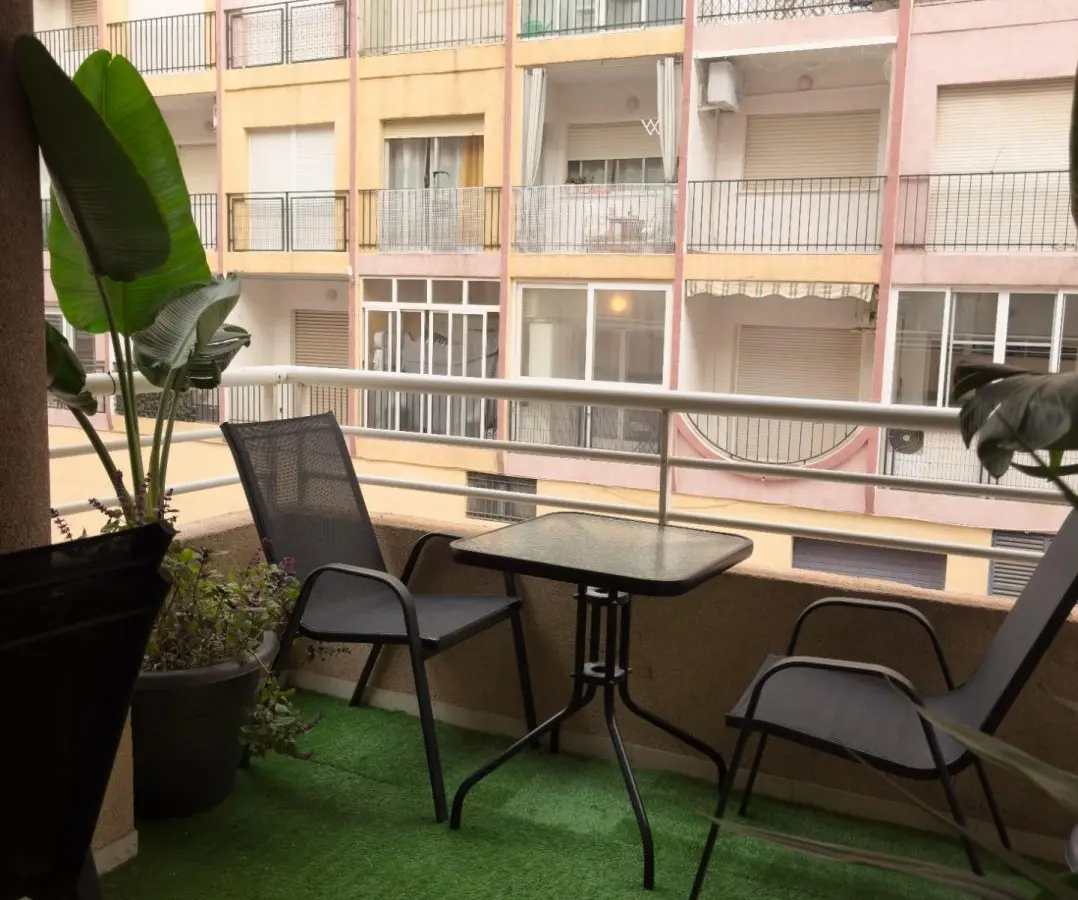 Apartment Of 82 M² With Sea View In Torrevieja, Spain